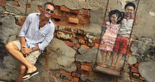 'Children At Play' by Ernest Zacharevic can be found in the alleyway off Chulia Street