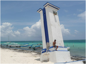 The light house was hit hard by Hurricane Beulah in 1967, by Gilbert in 1987 and by Wilma in 2005