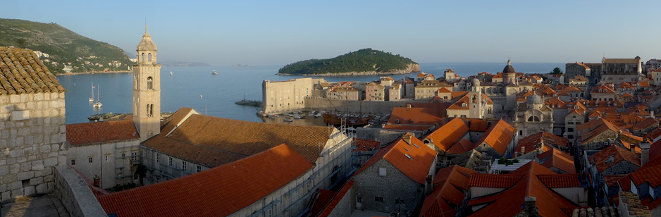 A twilight stroll around the city wall
